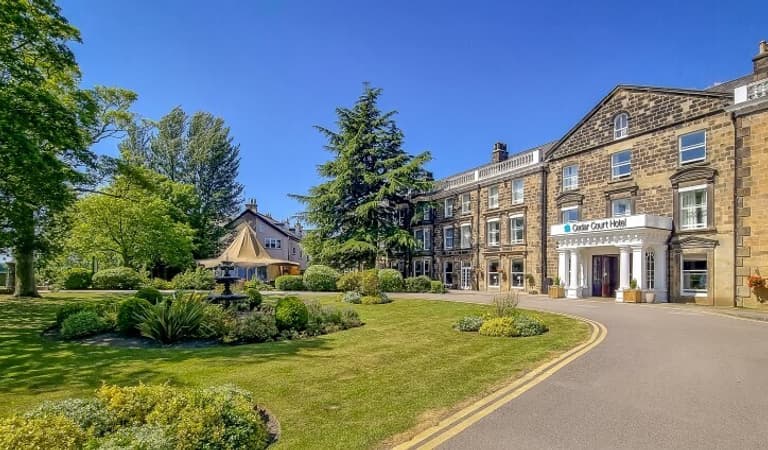 Cedar Court Harrogate 105314 Small