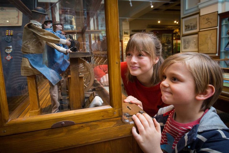 DE0 EA65 F9 A8 CCD8122388 E3 D73 EA6 B661 ED9 A888