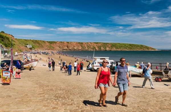 Filey 810 1 6352 R2 1749390648