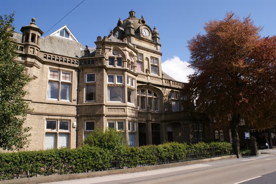 Glusburn Institute