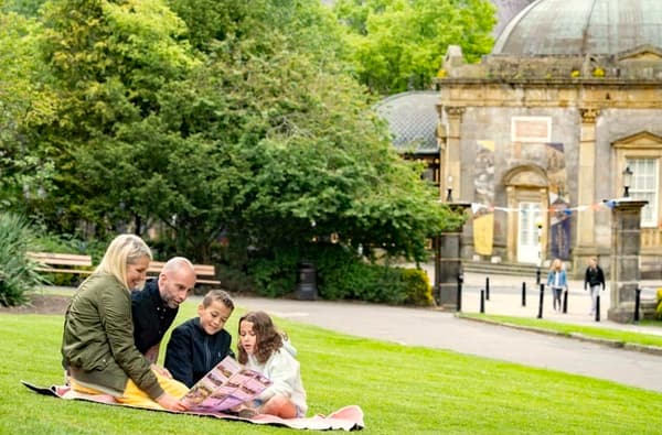 Picnic Valley Gardens 3