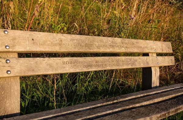 Robin Hood s Bay Bench SBC RHB 43 2010399724