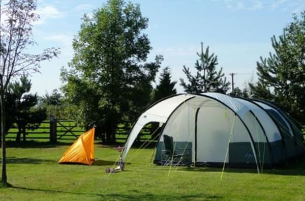 Tent 2 101906447
