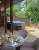 Uredale Lodge With Hot Tub Small