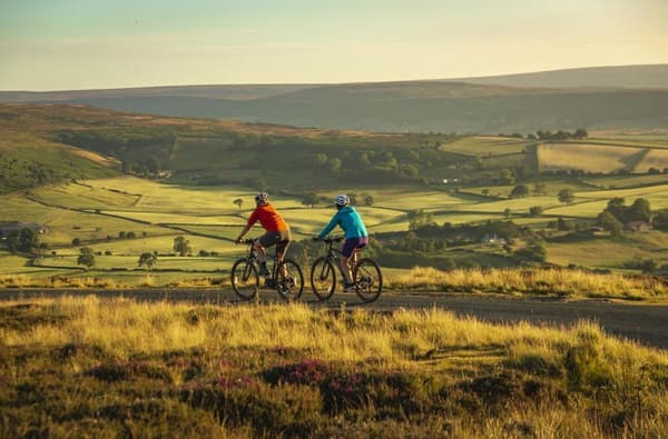E bikes on beacon hill view danby credit welcome to yorkshire 568074401