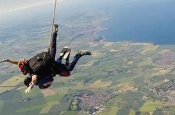 York tandem skydive 602065254
