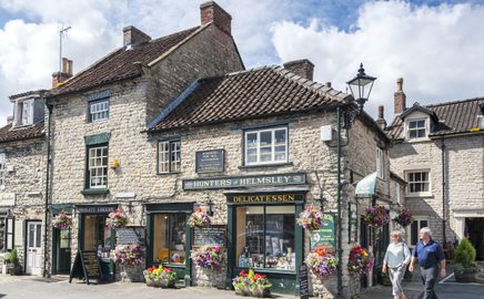 Helmsley 700 2 8631 R min