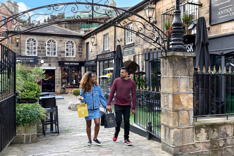 Charlotte Gale Destination Harrogate 12x8 2444 Large