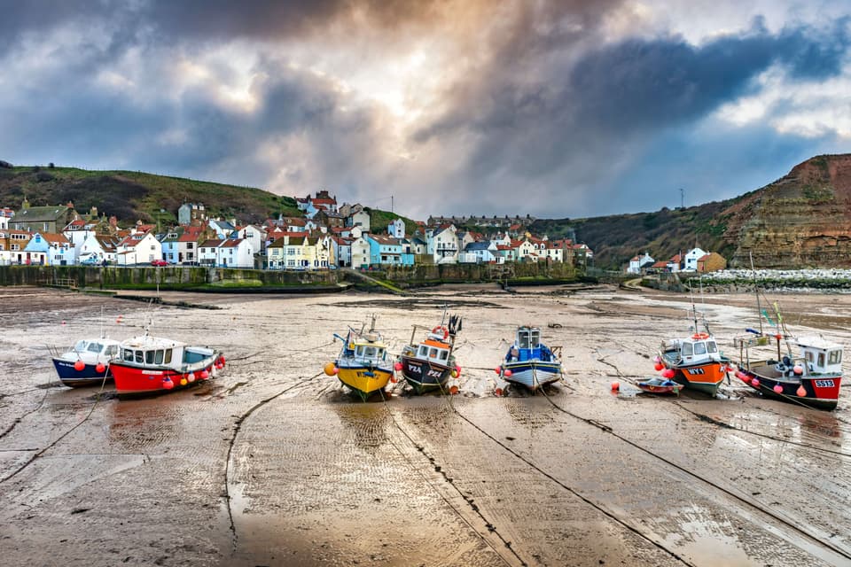 Staithes 800 1 10715 R 1 1