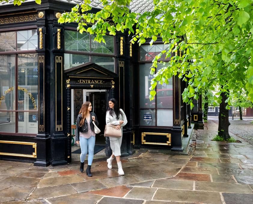 Charlotte Gale Pump Room Fullsize 4922 1 2 copy