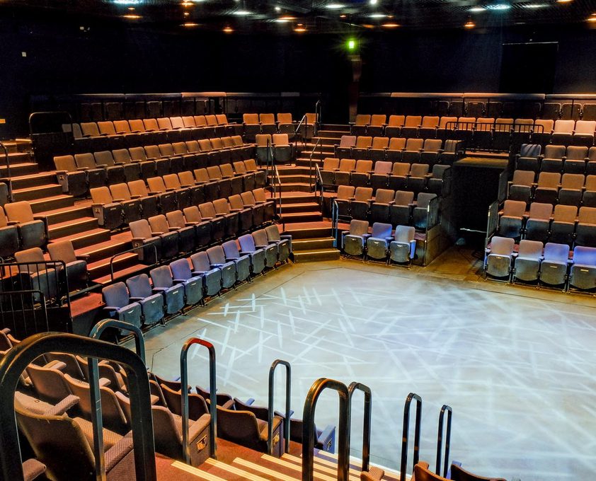 SJT round and mac 18 Stephen Joseph